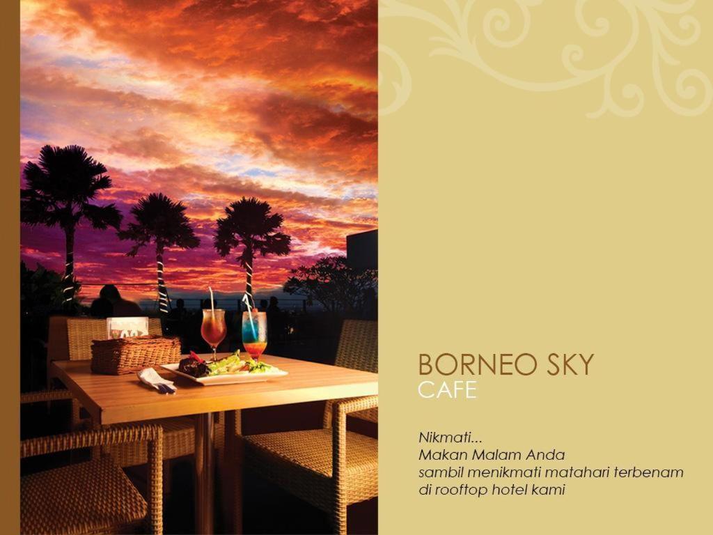 Borneo Hotel Pontianak Exterior photo