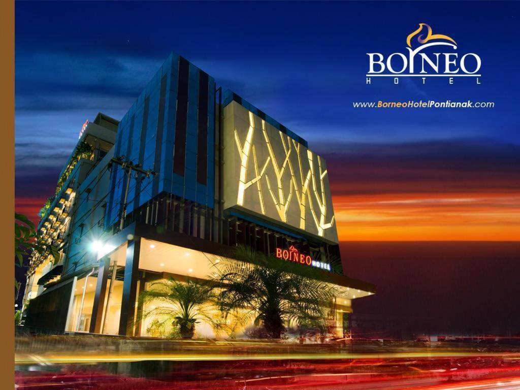 Borneo Hotel Pontianak Exterior photo