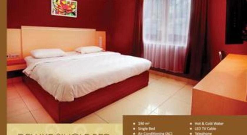 Borneo Hotel Pontianak Exterior photo